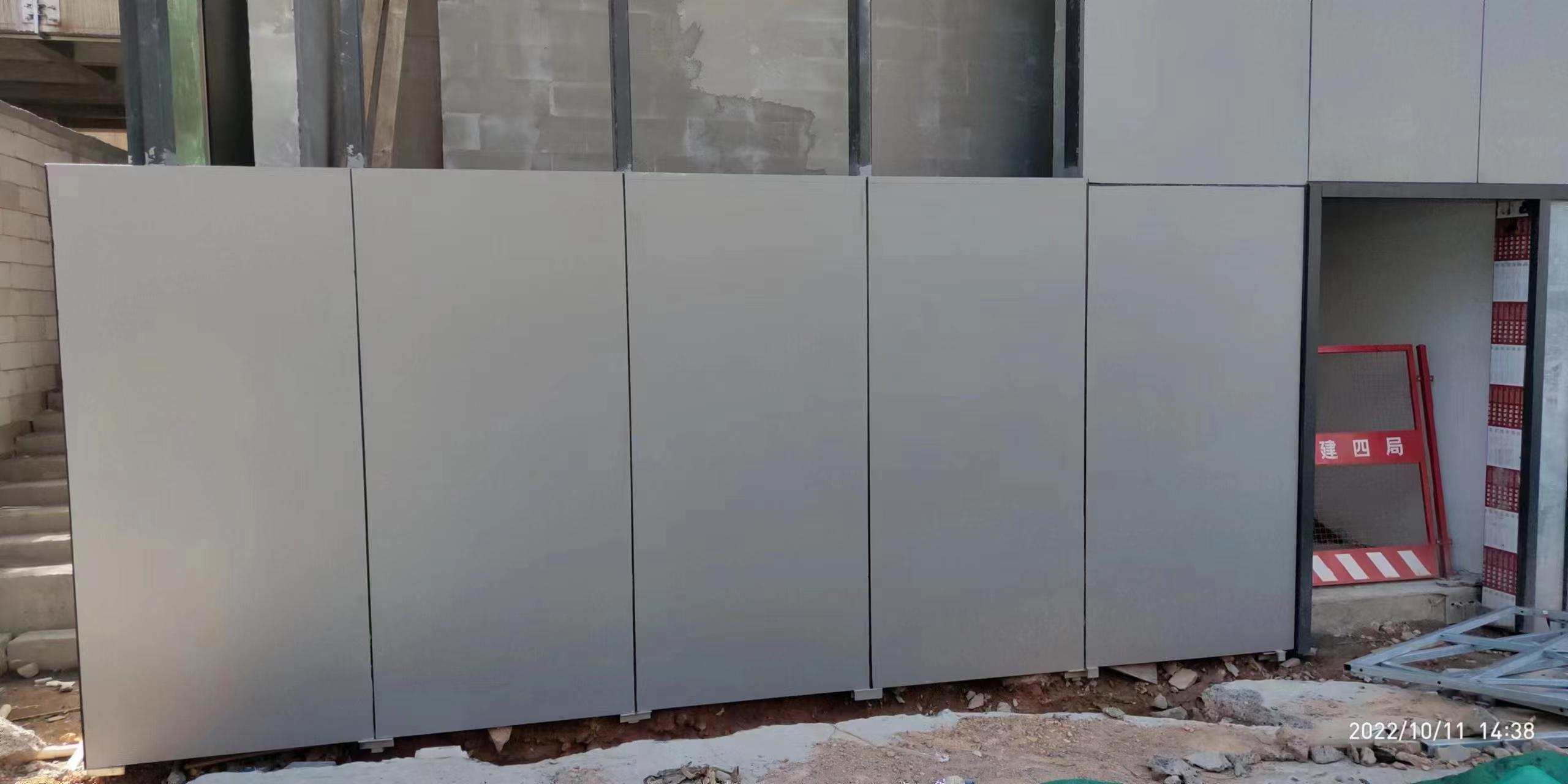 深圳龙华观澜中学UHPC外墙挂板